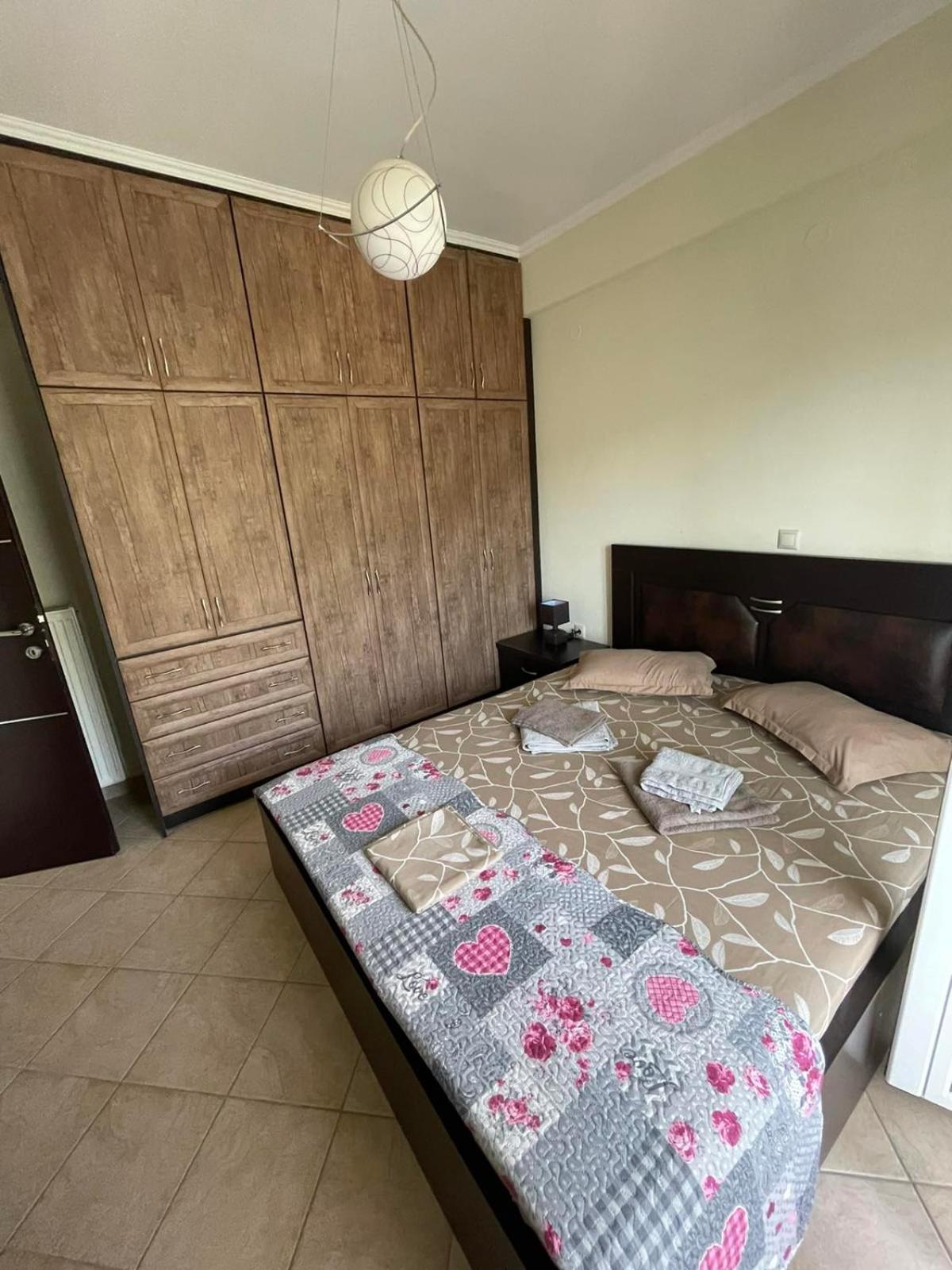 דירות Kato Garouna Bados House מראה חיצוני תמונה