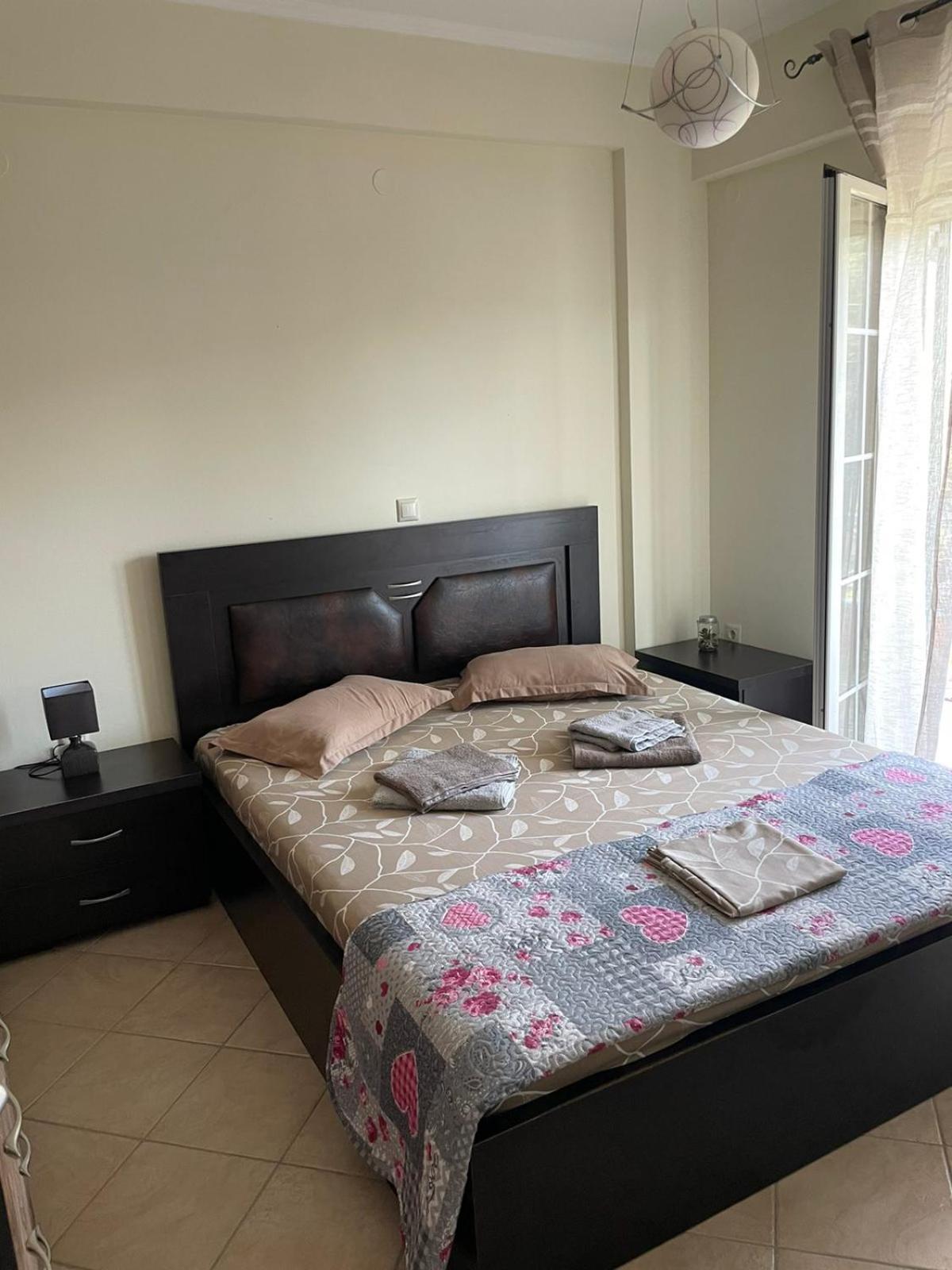 דירות Kato Garouna Bados House מראה חיצוני תמונה