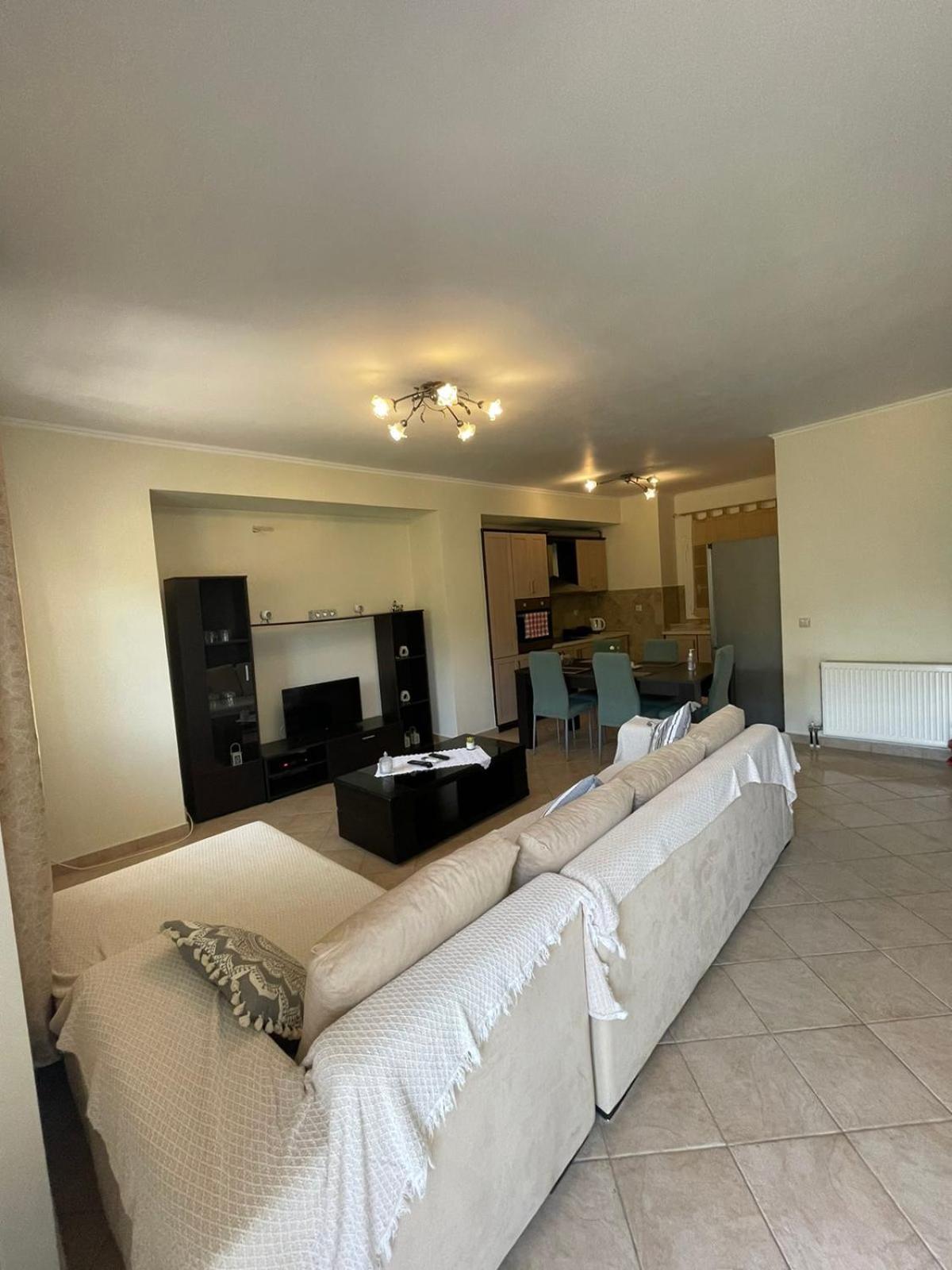 דירות Kato Garouna Bados House מראה חיצוני תמונה